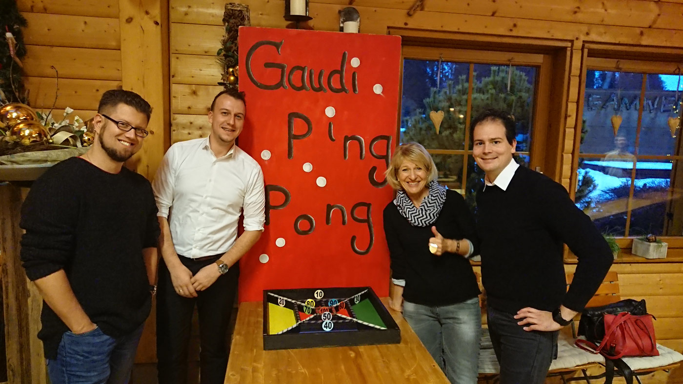 Gaudi Ping-Pong Hüttenabend
